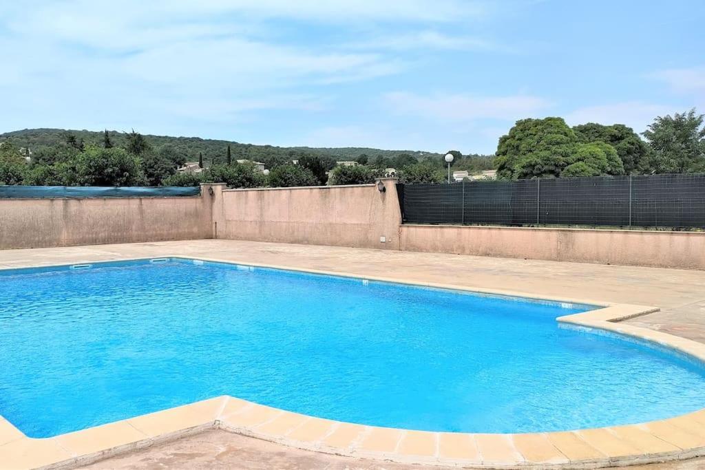 Le Petit Goudarguais Apartment Goudargues Bagian luar foto